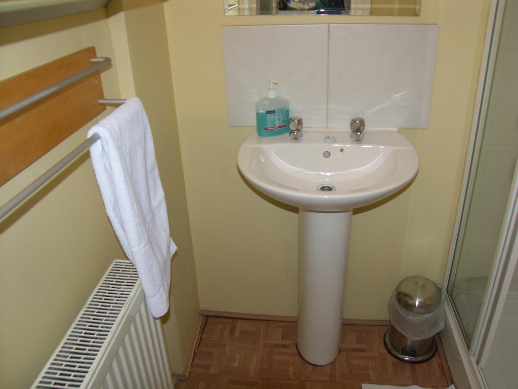 Regis Guest House Edimburgo Quarto foto